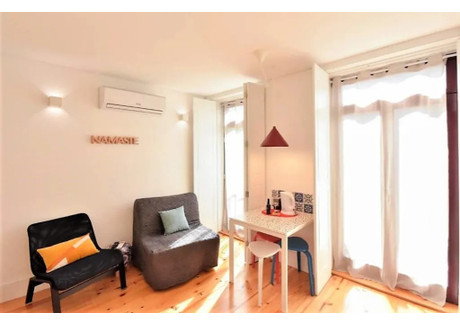 Mieszkanie do wynajęcia - Rua de Santa Catarina Porto, Portugalia, 40 m², 1039 USD (4260 PLN), NET-99317627