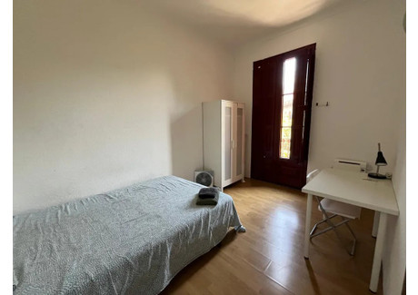 Mieszkanie do wynajęcia - Carrer del Bruc Barcelona, Hiszpania, 240 m², 624 USD (2413 PLN), NET-90195365