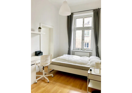 Mieszkanie do wynajęcia - Reinprechtsdorfer Straße Vienna, Austria, 70 m², 611 USD (2492 PLN), NET-90195495