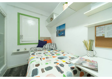 Mieszkanie do wynajęcia - Carrer de Sicília Barcelona, Hiszpania, 100 m², 623 USD (2512 PLN), NET-90195967