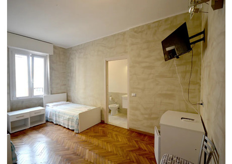 Mieszkanie do wynajęcia - Via Bordighera Milan, Włochy, 25 m², 994 USD (4066 PLN), NET-90196811