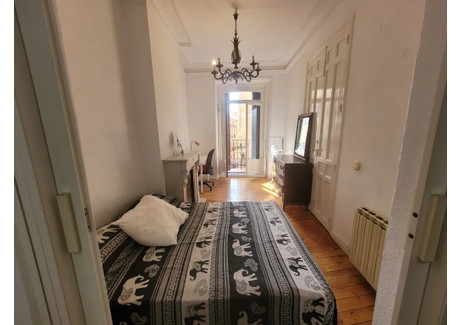 Mieszkanie do wynajęcia - Calle de Torrecilla del Leal Madrid, Hiszpania, 110 m², 800 USD (3072 PLN), NET-90199530