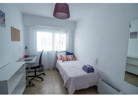 Mieszkanie do wynajęcia - Avenida del Cid Valencia, Hiszpania, 160 m², 383 USD (1589 PLN), NET-90204151