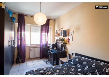 Mieszkanie do wynajęcia - Viale Jonio Rome, Włochy, 140 m², 508 USD (2002 PLN), NET-90204367
