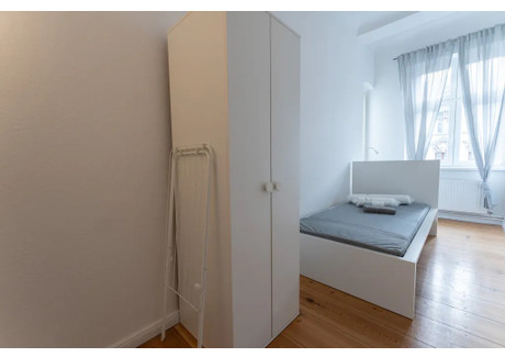 Mieszkanie do wynajęcia - Biebricher Straße Berlin, Niemcy, 66 m², 711 USD (2867 PLN), NET-90204988