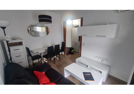 Mieszkanie do wynajęcia - Calle de Concepción Jerónima Madrid, Hiszpania, 36 m², 975 USD (3920 PLN), NET-90205019