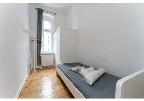 Mieszkanie do wynajęcia - Hermannstraße Berlin, Niemcy, 108 m², 692 USD (2657 PLN), NET-90205432