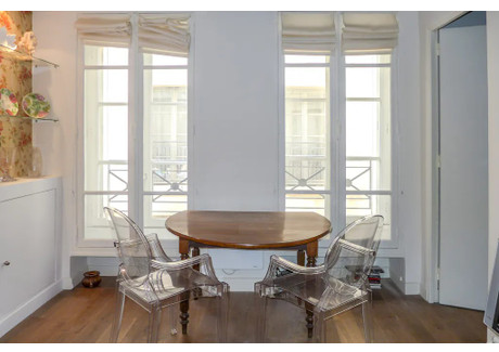 Mieszkanie do wynajęcia - Rue Rollin Paris, Francja, 38 m², 2426 USD (9316 PLN), NET-90205728