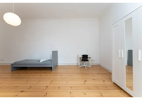 Mieszkanie do wynajęcia - Boxhagener Straße Berlin, Niemcy, 114 m², 868 USD (3418 PLN), NET-90205787