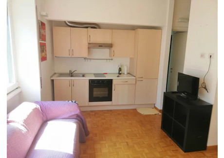 Mieszkanie do wynajęcia - Corso di Porta Romana Milan, Włochy, 40 m², 1247 USD (5112 PLN), NET-90205844