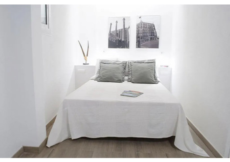 Mieszkanie do wynajęcia - Carrer del Portal Nou Barcelona, Hiszpania, 25 m², 1066 USD (4297 PLN), NET-90206352