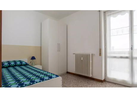 Mieszkanie do wynajęcia - Via Lucca Milan, Włochy, 100 m², 617 USD (2525 PLN), NET-90206465