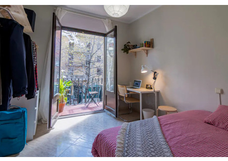 Mieszkanie do wynajęcia - Carrer de la Indústria Barcelona, Hiszpania, 150 m², 704 USD (2921 PLN), NET-90206863