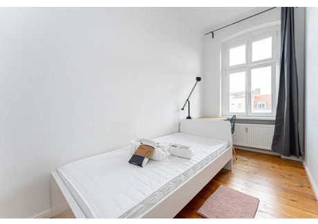 Mieszkanie do wynajęcia - Greifswalder Straße Berlin, Niemcy, 119 m², 728 USD (2845 PLN), NET-90207083