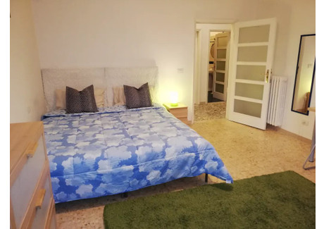 Mieszkanie do wynajęcia - Via del Campuccio Florence, Włochy, 60 m², 788 USD (3230 PLN), NET-90207579