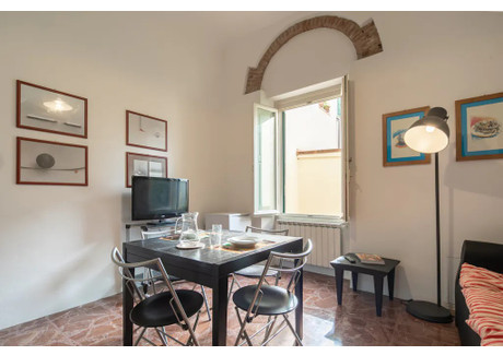 Mieszkanie do wynajęcia - Via Fra' Giovanni Angelico Florence, Włochy, 70 m², 1351 USD (5527 PLN), NET-90207791