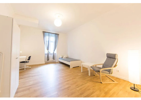 Mieszkanie do wynajęcia - Boxhagener Straße Berlin, Niemcy, 85 m², 715 USD (2988 PLN), NET-90207966