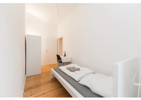 Mieszkanie do wynajęcia - Biebricher Straße Berlin, Niemcy, 66 m², 681 USD (2791 PLN), NET-90208200