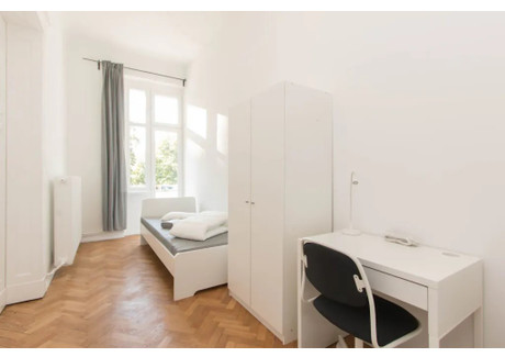 Mieszkanie do wynajęcia - Hermannstraße Berlin, Niemcy, 147 m², 739 USD (2888 PLN), NET-90208303