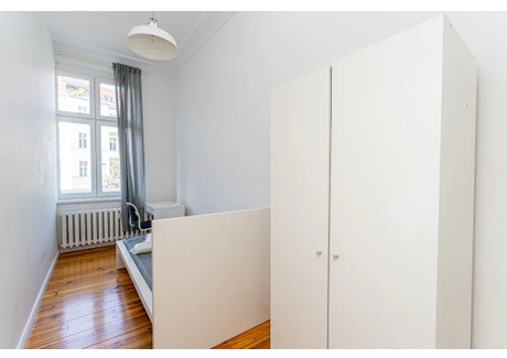 Mieszkanie do wynajęcia - Boxhagener Straße Berlin, Niemcy, 65 m², 621 USD (2386 PLN), NET-90208627