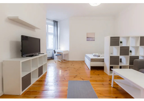 Mieszkanie do wynajęcia - Bornholmer Straße Berlin, Niemcy, 44 m², 1531 USD (5984 PLN), NET-90208977