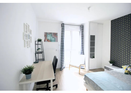 Mieszkanie do wynajęcia - Rue Mozart Clichy, Francja, 90 m², 848 USD (3402 PLN), NET-90209170