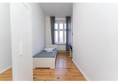 Mieszkanie do wynajęcia - Bornholmer Straße Berlin, Niemcy, 55 m², 707 USD (2957 PLN), NET-90209726