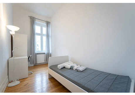 Mieszkanie do wynajęcia - Hermannstraße Berlin, Niemcy, 108 m², 685 USD (2762 PLN), NET-90209779