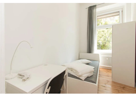 Mieszkanie do wynajęcia - Hermannstraße Berlin, Niemcy, 147 m², 701 USD (2868 PLN), NET-90209789