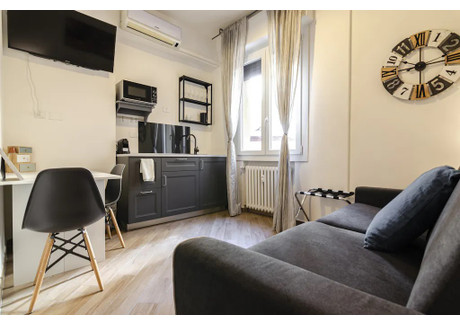 Mieszkanie do wynajęcia - Via Galliera Bologna, Włochy, 110 m², 3295 USD (12 651 PLN), NET-90209937