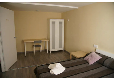 Mieszkanie do wynajęcia - Carrer de Ferran Barcelona, Hiszpania, 80 m², 1042 USD (4355 PLN), NET-90202593