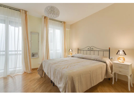 Mieszkanie do wynajęcia - Via dei Palchetti Florence, Włochy, 50 m², 1856 USD (7703 PLN), NET-90202745