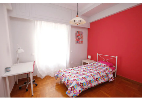 Mieszkanie do wynajęcia - 3is Septemvriou Athens, Grecja, 250 m², 426 USD (1707 PLN), NET-90203765