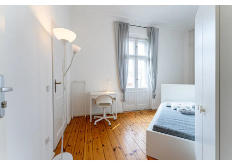 Mieszkanie do wynajęcia - Bornholmer Straße Berlin, Niemcy, 119 m², 760 USD (2925 PLN), NET-90214000