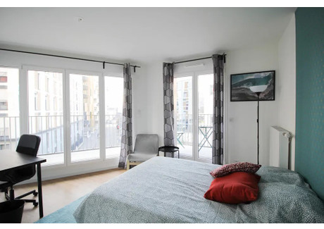 Mieszkanie do wynajęcia - Rue Mozart Clichy, Francja, 91 m², 909 USD (3802 PLN), NET-90214252