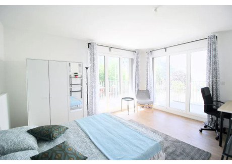 Mieszkanie do wynajęcia - Allée Jules Cusinberche Clichy, Francja, 89 m², 1058 USD (4094 PLN), NET-90214253