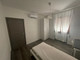 Mieszkanie do wynajęcia - Via Pierpaolo dalle Masegne Padova, Włochy, 115 m², 364 USD (1436 PLN), NET-90214943