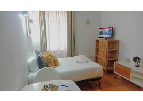 Mieszkanie do wynajęcia - Rua Formosa Porto, Portugalia, 26 m², 815 USD (3340 PLN), NET-90215009