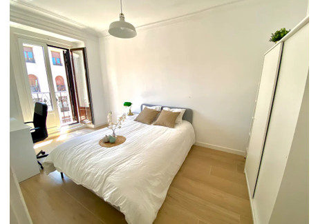 Mieszkanie do wynajęcia - Calle de Toledo Madrid, Hiszpania, 175 m², 717 USD (2802 PLN), NET-90215432