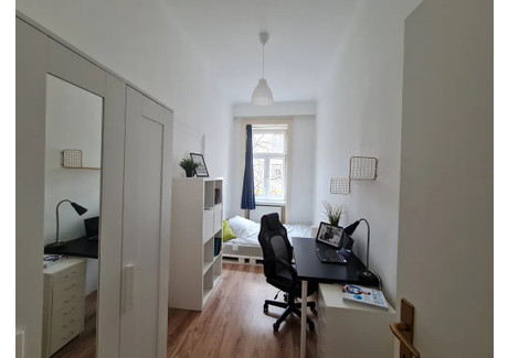 Mieszkanie do wynajęcia - Treustraße Vienna, Austria, 70 m², 621 USD (2545 PLN), NET-90215644