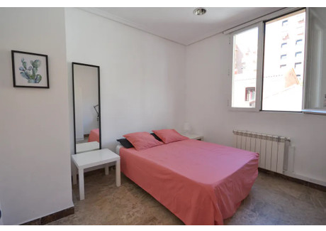 Mieszkanie do wynajęcia - Calle de Alberto Aguilera Madrid, Hiszpania, 170 m², 848 USD (3402 PLN), NET-90215749