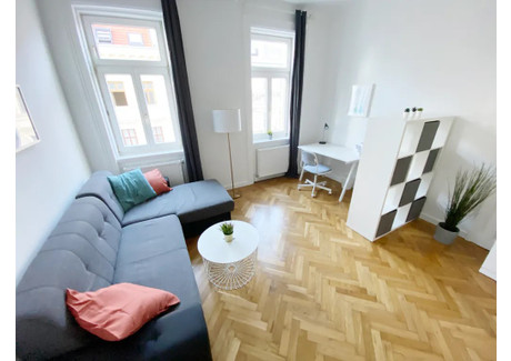 Mieszkanie do wynajęcia - Neustiftgasse Vienna, Austria, 76 m², 774 USD (3104 PLN), NET-90215994