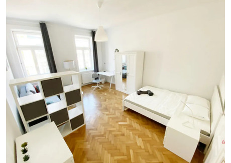 Mieszkanie do wynajęcia - Neustiftgasse Vienna, Austria, 76 m², 773 USD (3161 PLN), NET-90215995