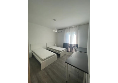 Mieszkanie do wynajęcia - Via Pierpaolo dalle Masegne Padova, Włochy, 115 m², 249 USD (1020 PLN), NET-90216634