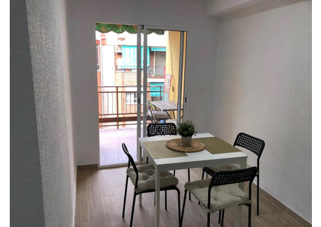 Mieszkanie do wynajęcia - Carrer de Lluis Oliag Valencia, Hiszpania, 40 m², 808 USD (3314 PLN), NET-90216910