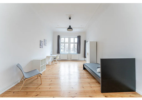 Mieszkanie do wynajęcia - Hermannstraße Berlin, Niemcy, 104 m², 857 USD (3454 PLN), NET-90218175