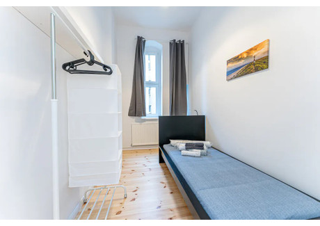 Mieszkanie do wynajęcia - Hermannstraße Berlin, Niemcy, 104 m², 757 USD (3050 PLN), NET-90218173