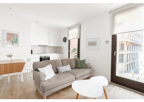 Mieszkanie do wynajęcia - Carrer dels Consellers Barcelona, Hiszpania, 60 m², 1604 USD (6562 PLN), NET-90218484