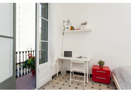 Mieszkanie do wynajęcia - Carrer de València Barcelona, Hiszpania, 160 m², 725 USD (2857 PLN), NET-90219102