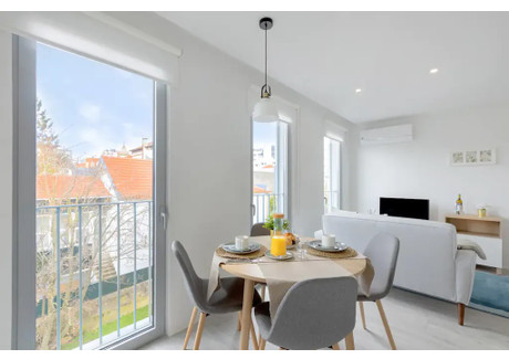 Mieszkanie do wynajęcia - Rua do Abade de Baçal Porto, Portugalia, 35 m², 2207 USD (8476 PLN), NET-90219508